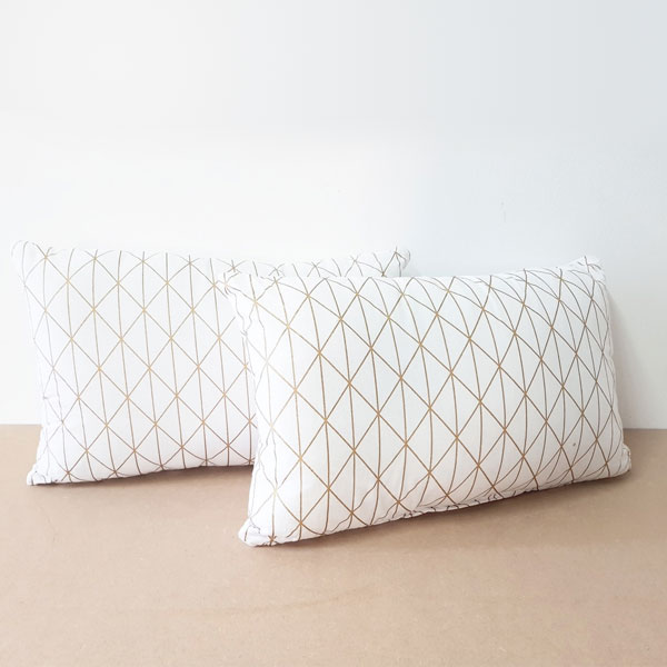 Scatter Pillows Geometric Print - <p style='text-align: center;'>Small - R 30</p>