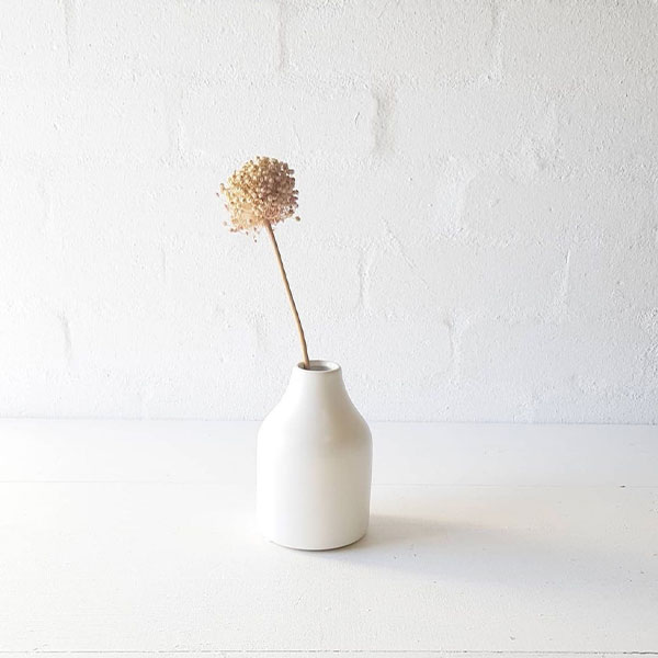 Ceramic Bottle Neck Budvase - White