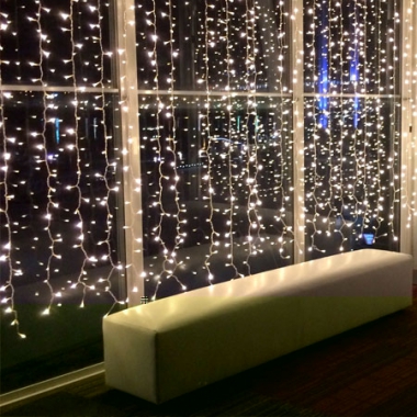 curtain-fairylights-1-2-th.jpg