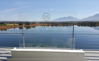 perspex-signage-3.jpg
