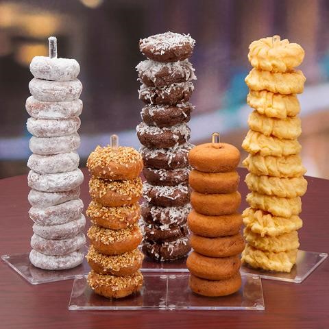 wedding-donut-pegs.jpg